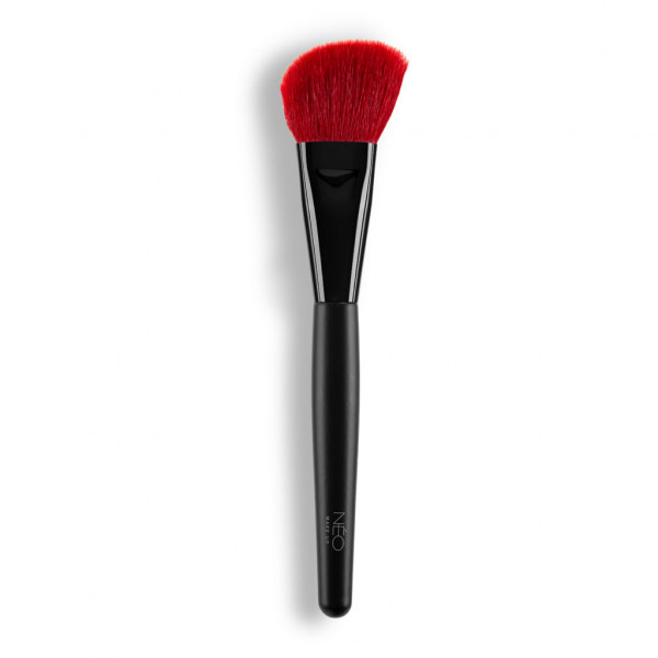 07 Angled Blush Brush